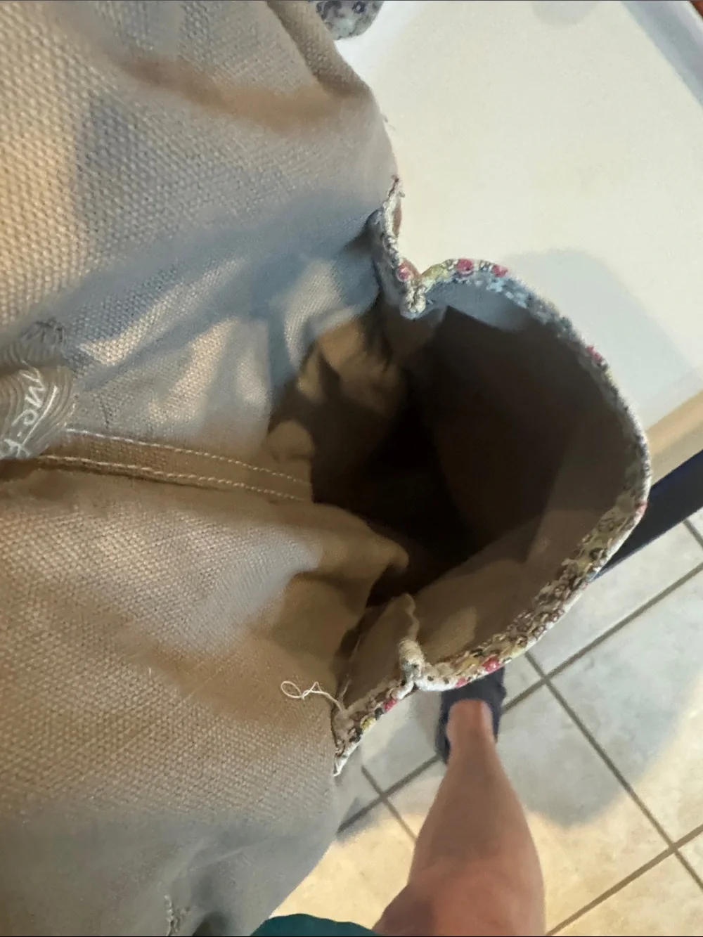 thirty-one Bag Canvas Tan with Floral Trim Pockets